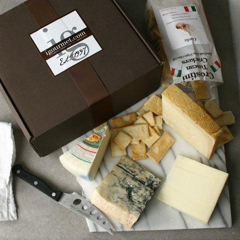 Italian Cheese Sampler in Gift Box (34 ounce) - RudiGourmand